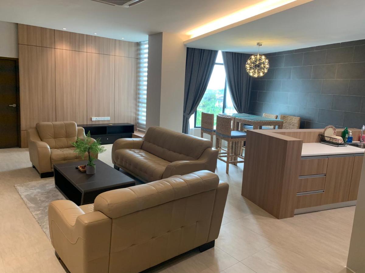 3Bedroom Rex Apartment 5Min Drive To Vivacity Kuching Dış mekan fotoğraf